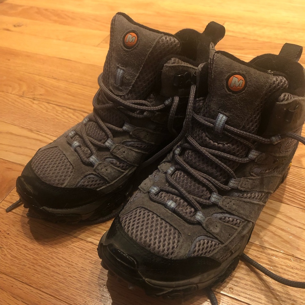 Women’s Merrell tall hiking boots